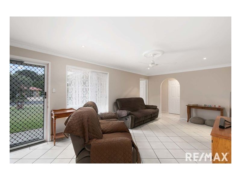 49 Snapper Street, Kawungan QLD 4655