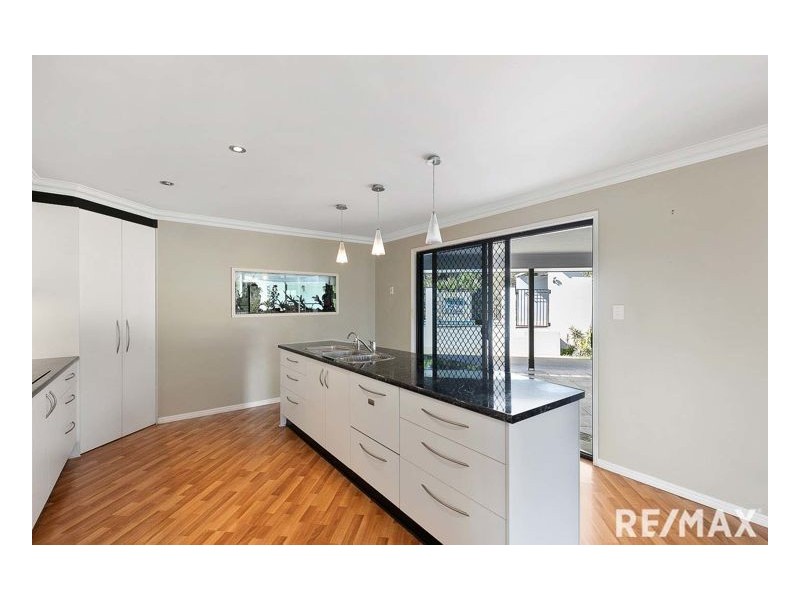 12 Avery Court, Dundowran Beach QLD 4655