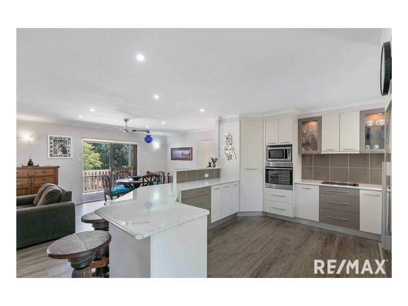 1 Sempfs Rd, Dundowran Beach QLD 4655