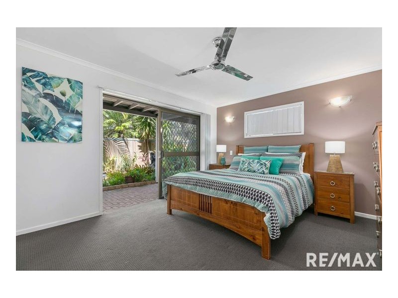 1 Sempfs Rd, Dundowran Beach QLD 4655