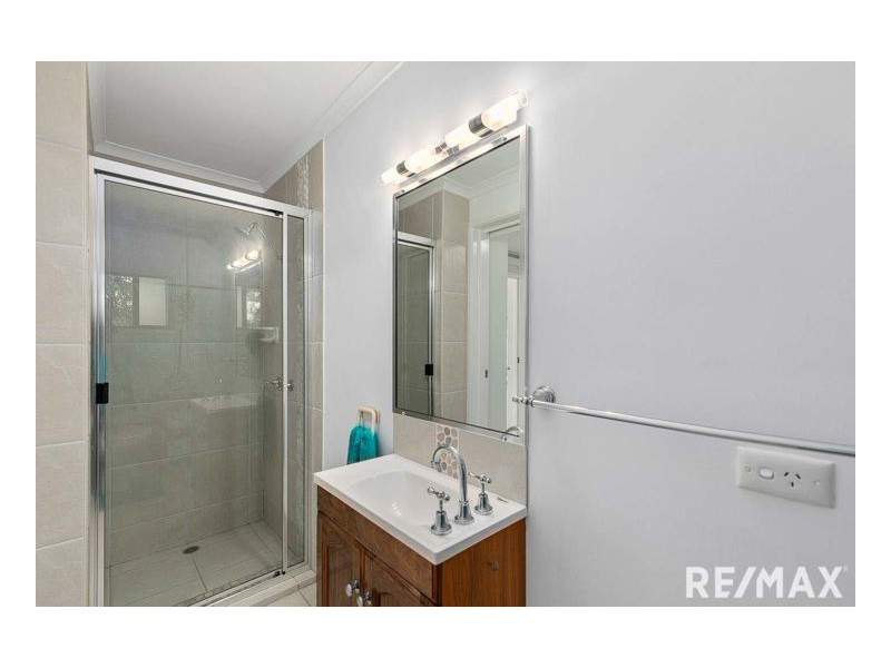 1 Sempfs Rd, Dundowran Beach QLD 4655