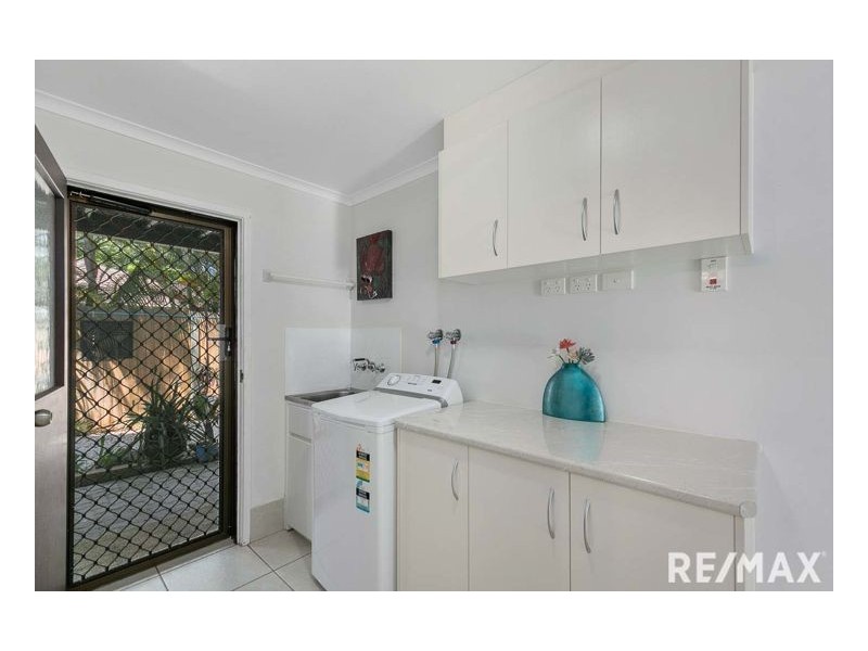 1 Sempfs Rd, Dundowran Beach QLD 4655