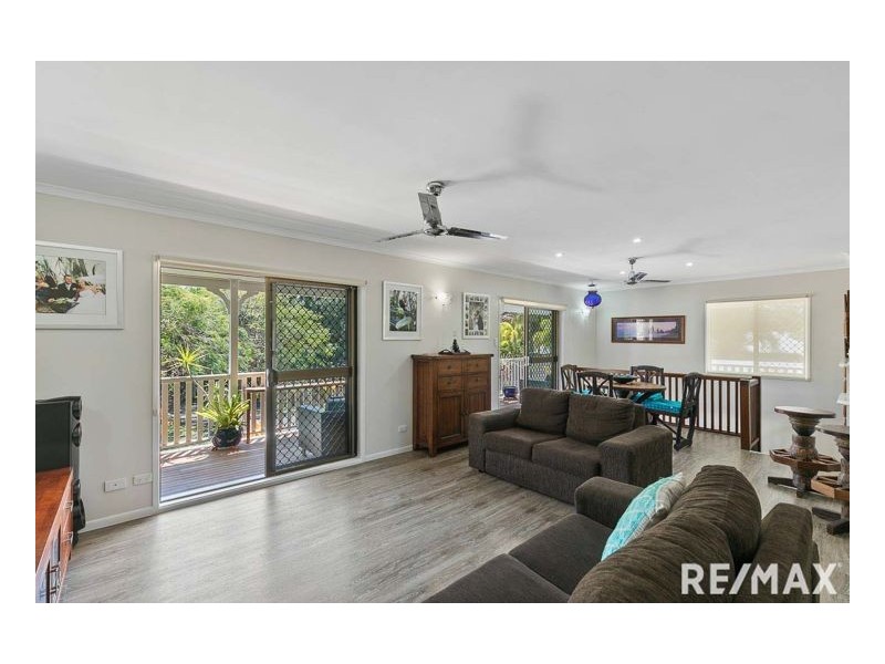 1 Sempfs Rd, Dundowran Beach QLD 4655