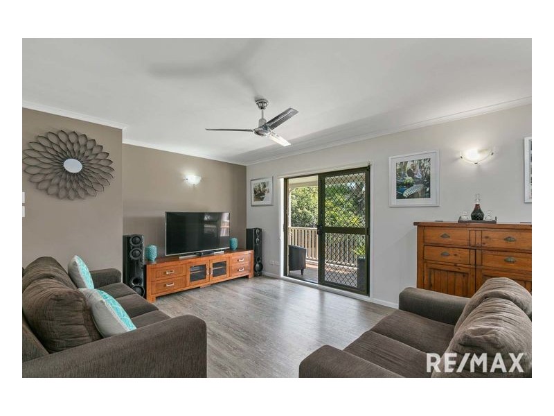 1 Sempfs Rd, Dundowran Beach QLD 4655