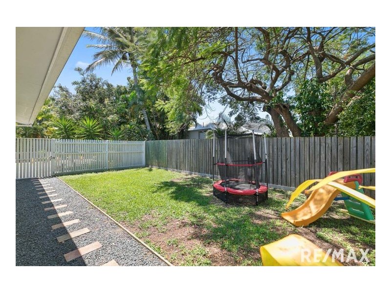 1 Sempfs Rd, Dundowran Beach QLD 4655