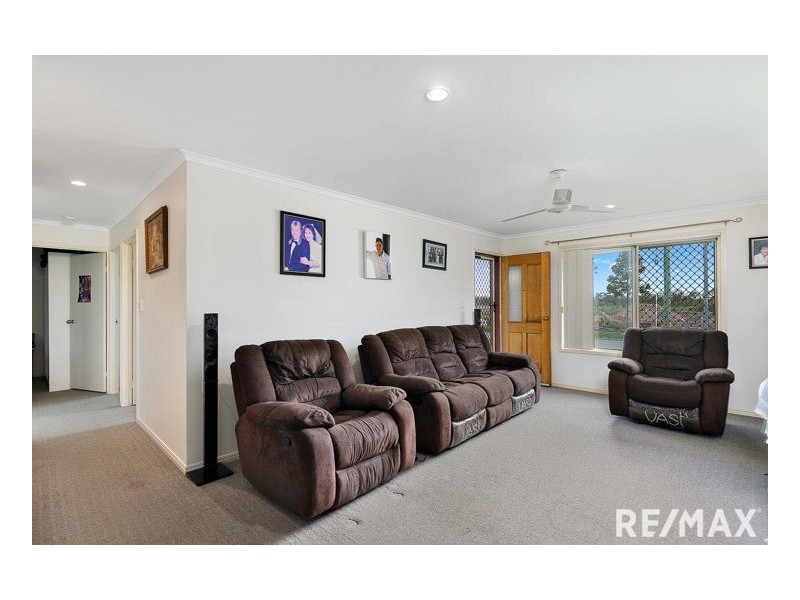 107 Martin Street, Point Vernon QLD 4655
