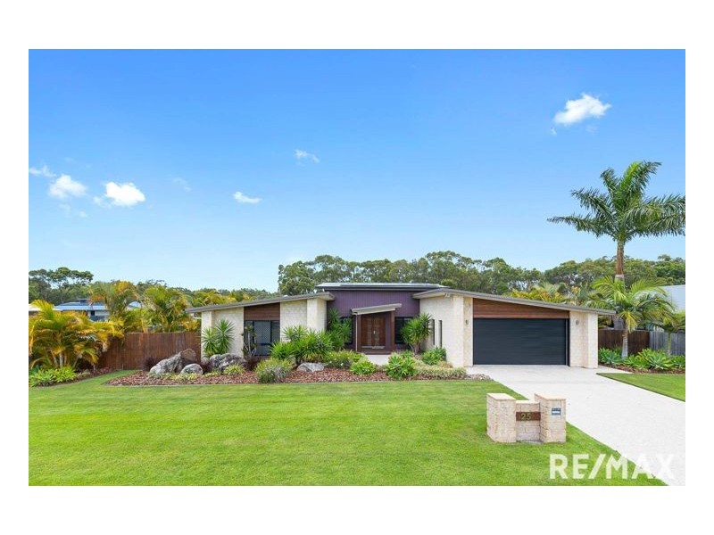 25 Pinehurst Drive, Wondunna QLD 4655