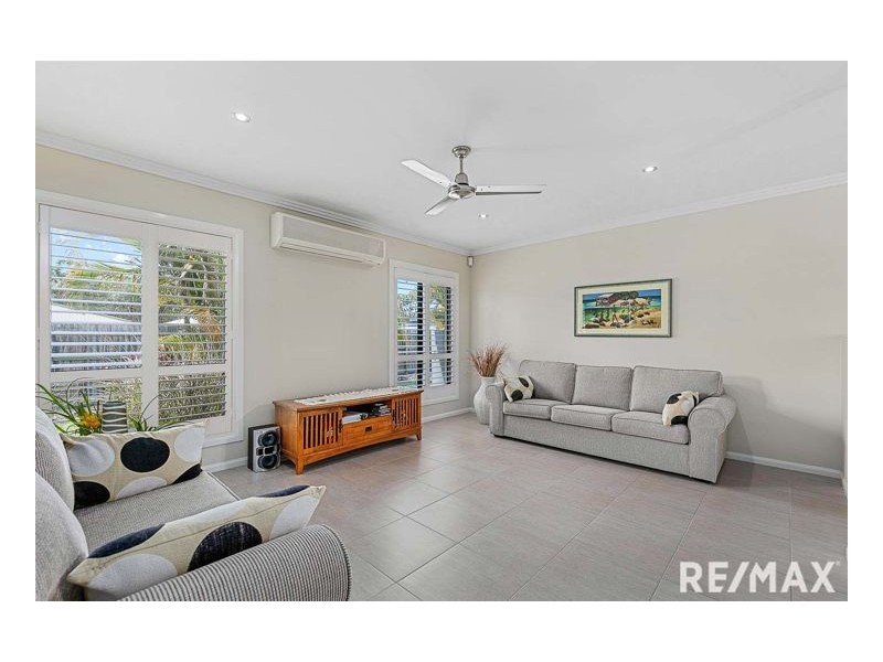25 Pinehurst Drive, Wondunna QLD 4655