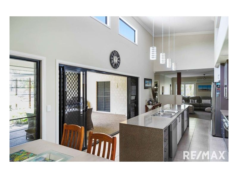 25 Pinehurst Drive, Wondunna QLD 4655
