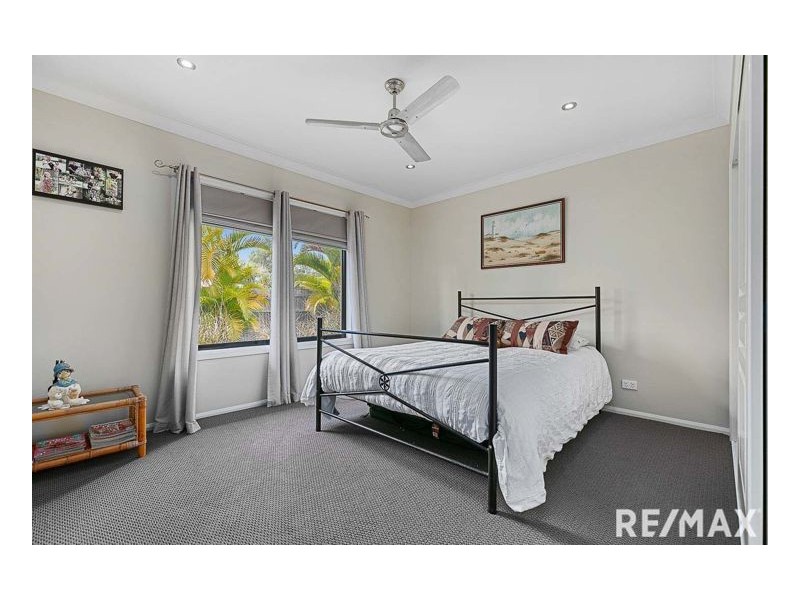 25 Pinehurst Drive, Wondunna QLD 4655
