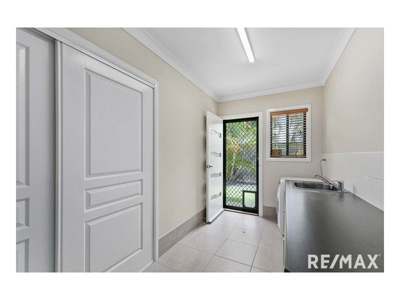 25 Pinehurst Drive, Wondunna QLD 4655