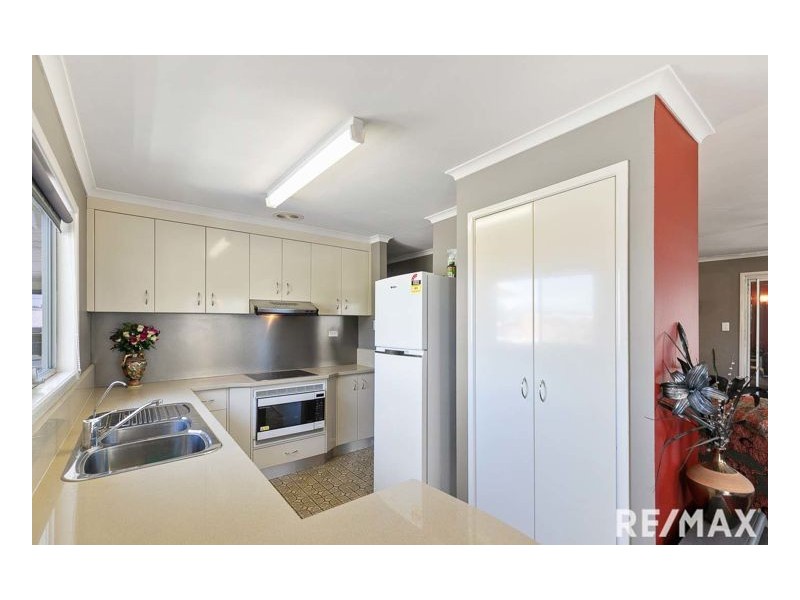 9 Hayworth Street, Point Vernon QLD 4655