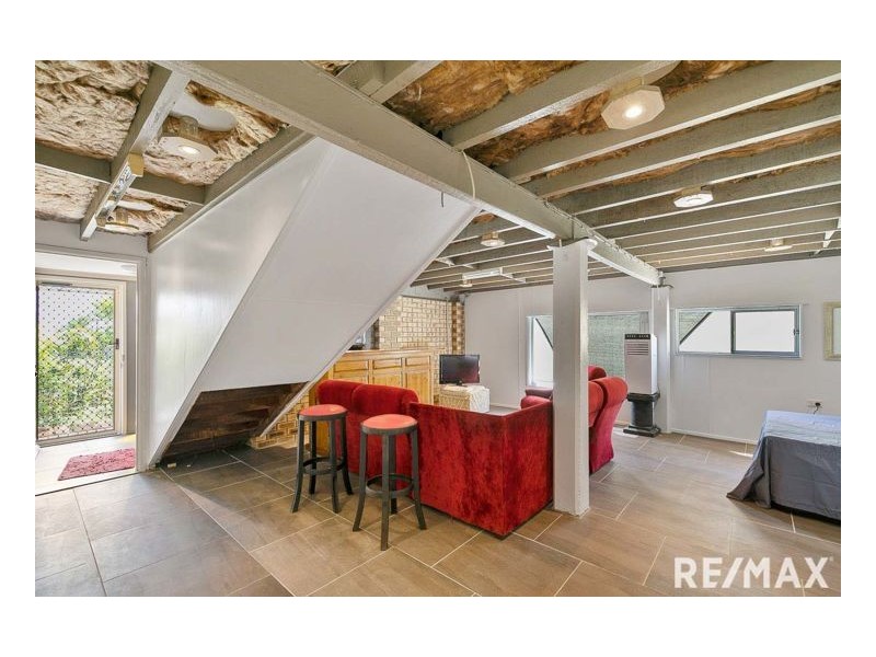 9 Hayworth Street, Point Vernon QLD 4655