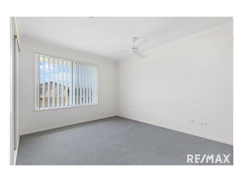 40 Bunya Court, Eli Waters QLD 4655