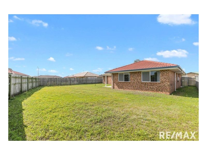 40 Bunya Court, Eli Waters QLD 4655