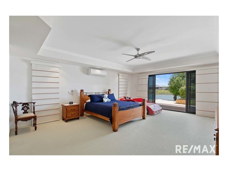 11 Mermaid Court, Eli Waters QLD 4655