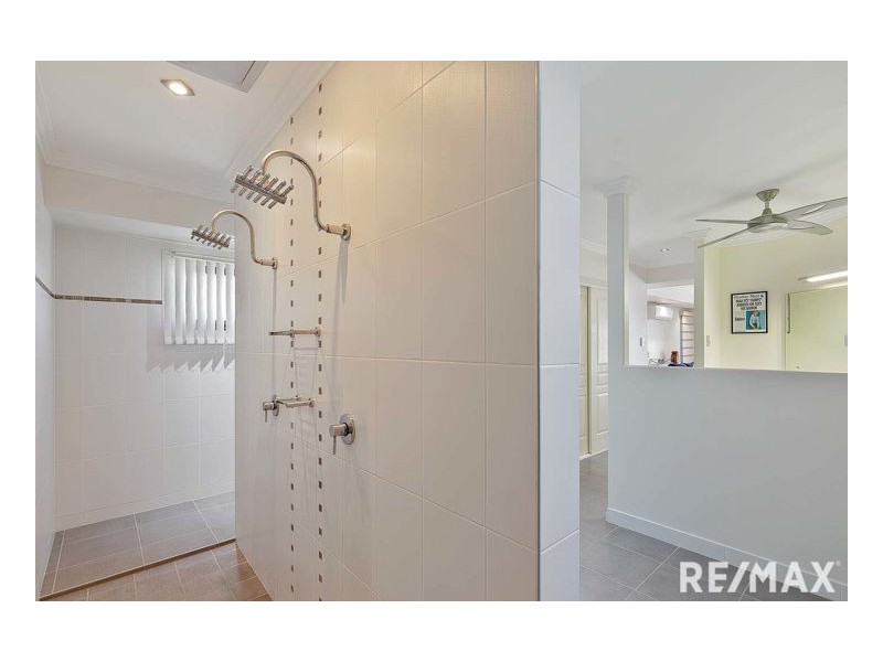 11 Mermaid Court, Eli Waters QLD 4655