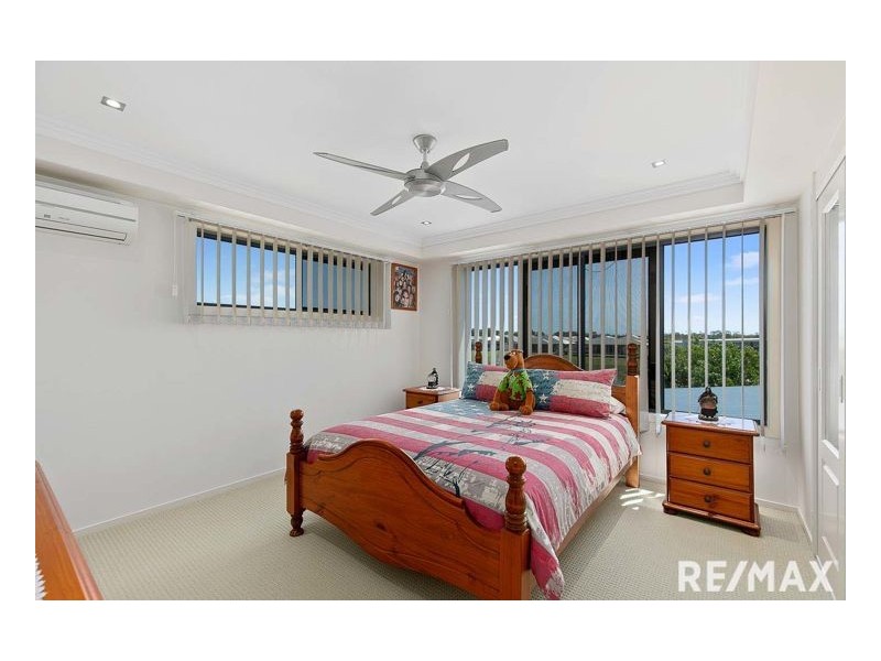 11 Mermaid Court, Eli Waters QLD 4655