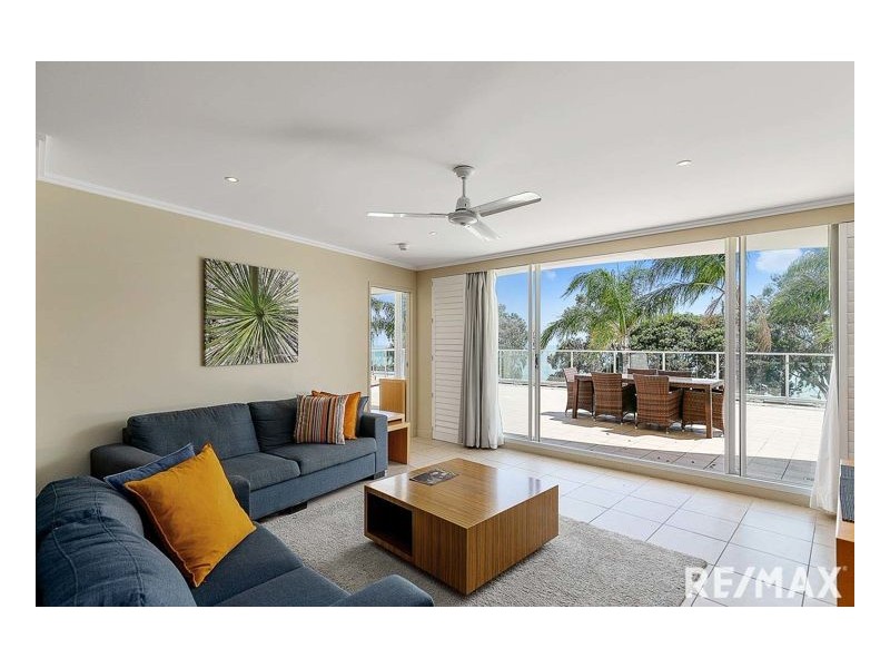102/569 Esplanade, Urangan QLD 4655