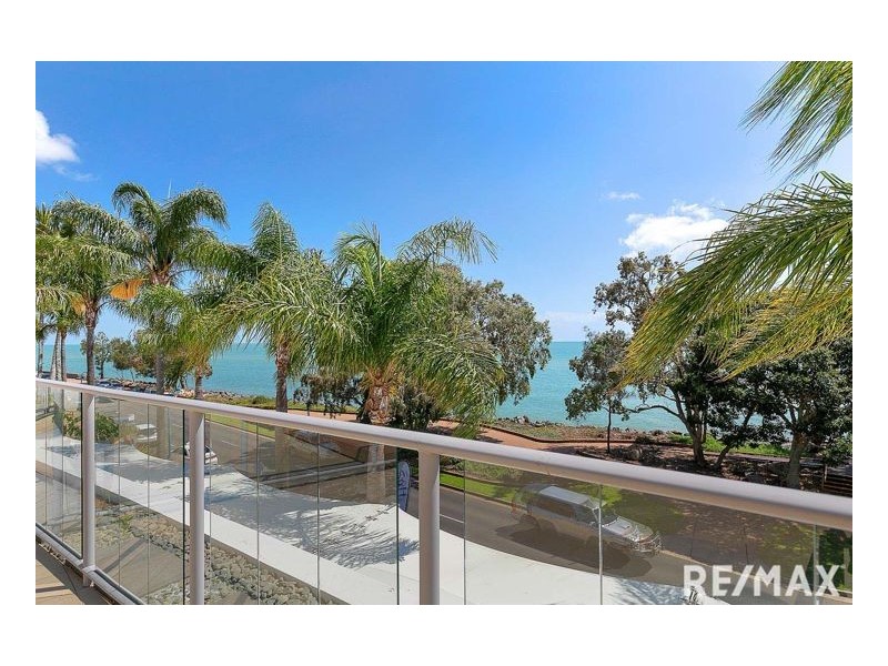 102/569 Esplanade, Urangan QLD 4655
