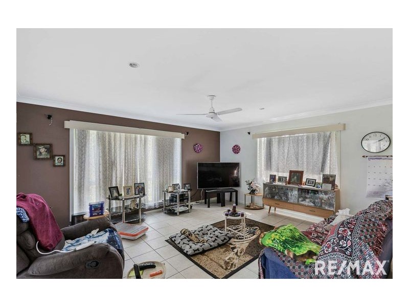 22 Spinnaker Drive, Point Vernon QLD 4655