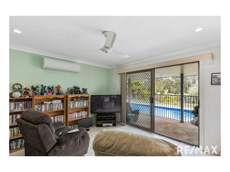 22 Spinnaker Drive, Point Vernon QLD 4655