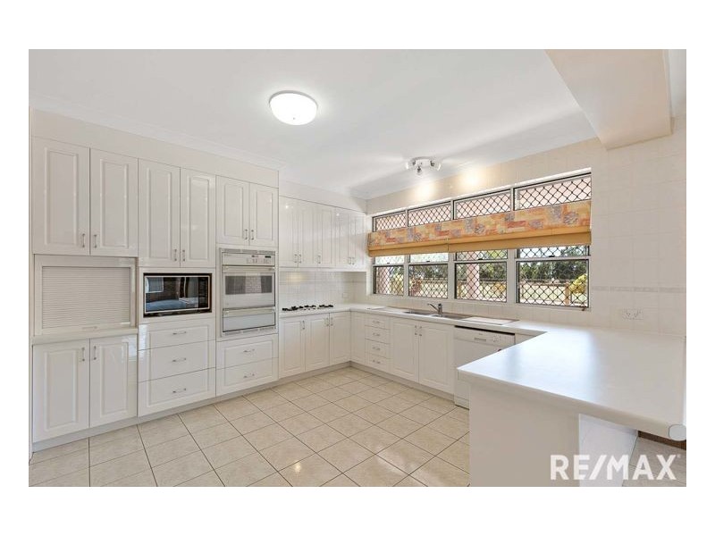 17 Ocean Park Drive, Dundowran Beach QLD 4655