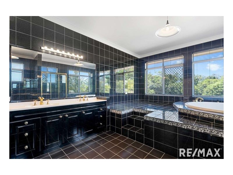 17 Ocean Park Drive, Dundowran Beach QLD 4655