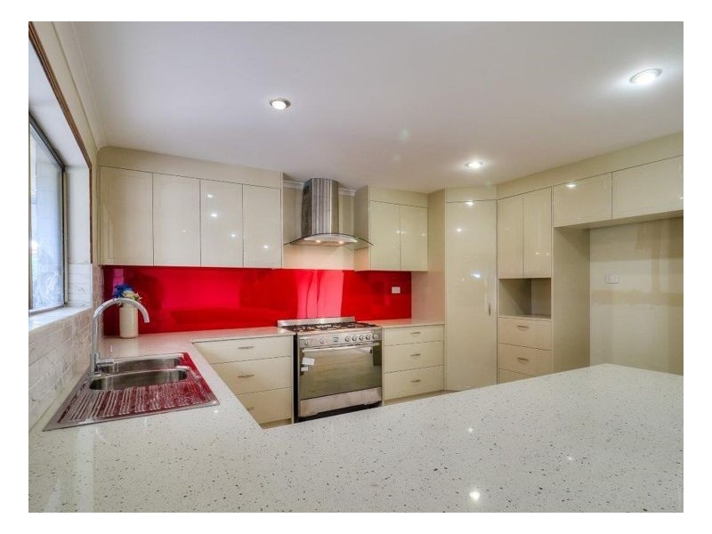 19 Pialba Downs Drive, Eli Waters QLD 4655