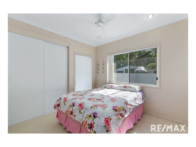 10-12 Palm Way, Dundowran Beach QLD 4655