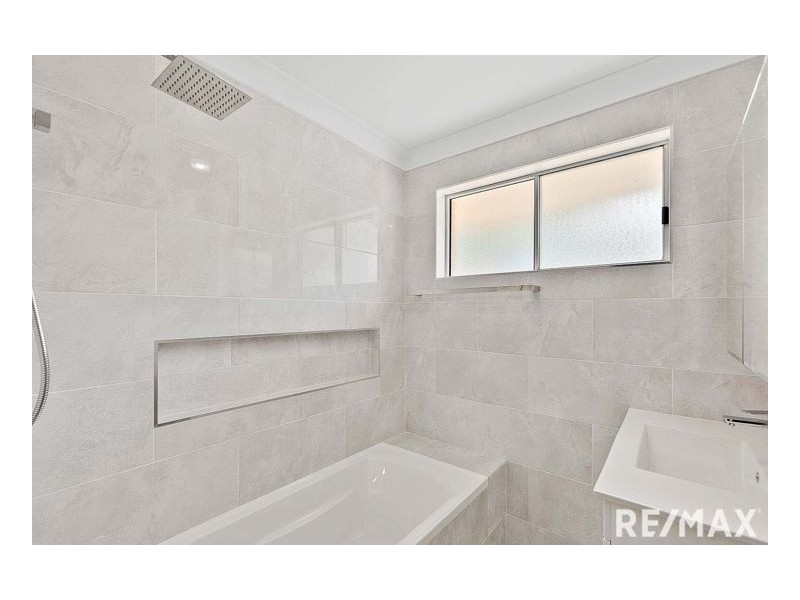 37 Crawford Drive, Dundowran QLD 4655