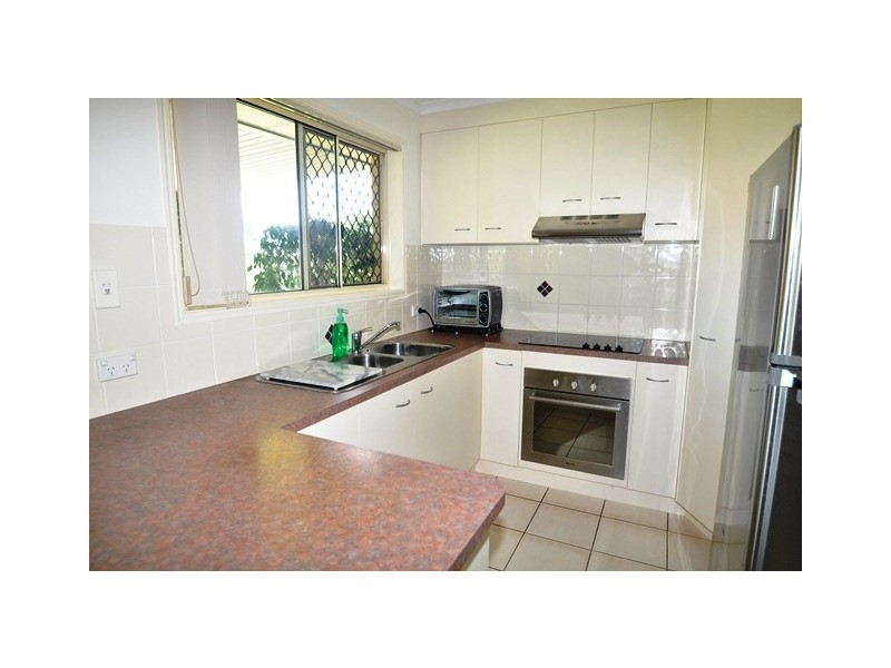 54 Anchorage Circuit, Point Vernon QLD 4655