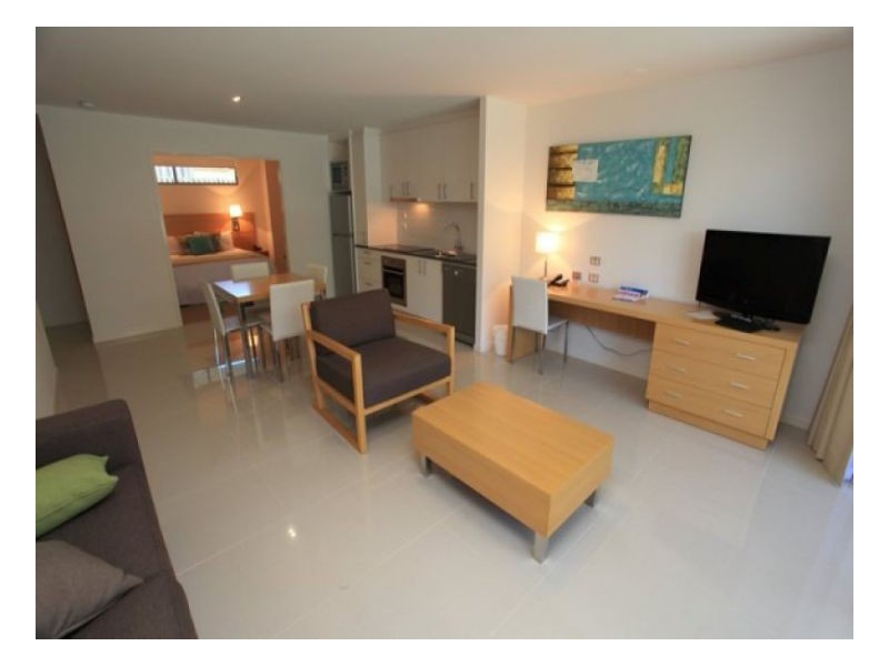 627 Charlton Esplanade, Urangan QLD 4655