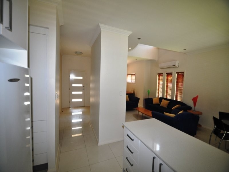 1/243 Torquay Terrace, Torquay QLD 4655