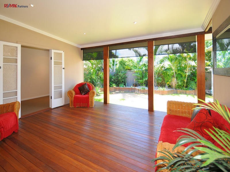 8 Corser Street, Point Vernon QLD 4655