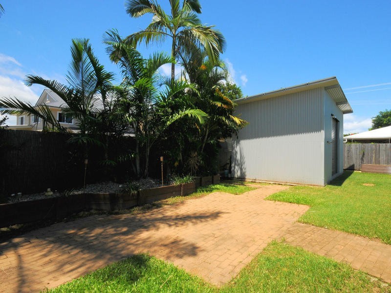 8 Corser Street, Point Vernon QLD 4655
