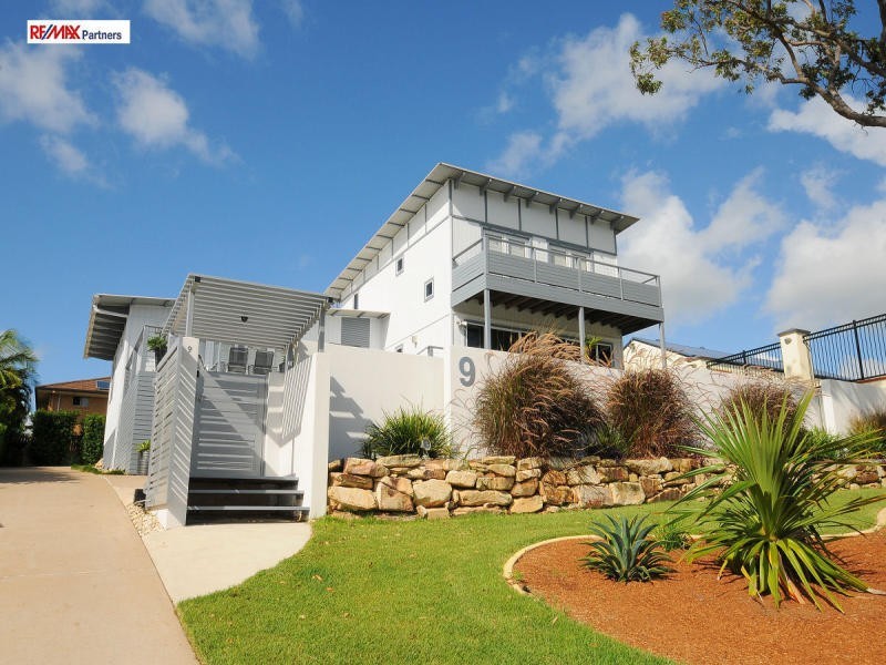 9 Exeter Street, Torquay QLD 4655