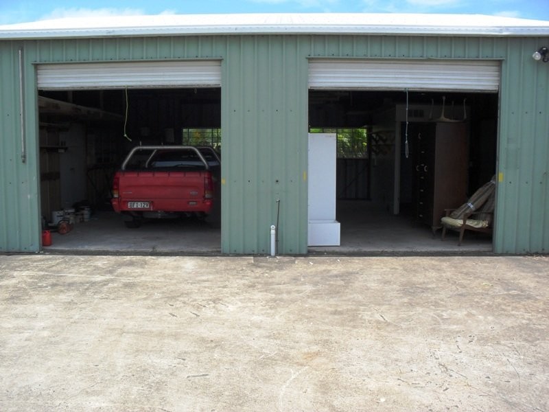 30 Park Street, Urangan QLD 4655