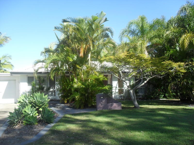 12 Wattlebird Lane, Eli Waters QLD 4655