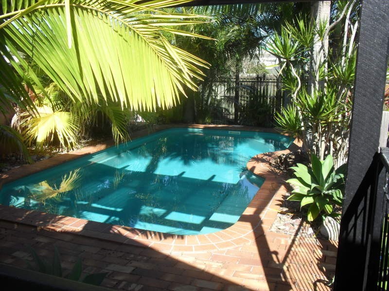 12 Wattlebird Lane, Eli Waters QLD 4655