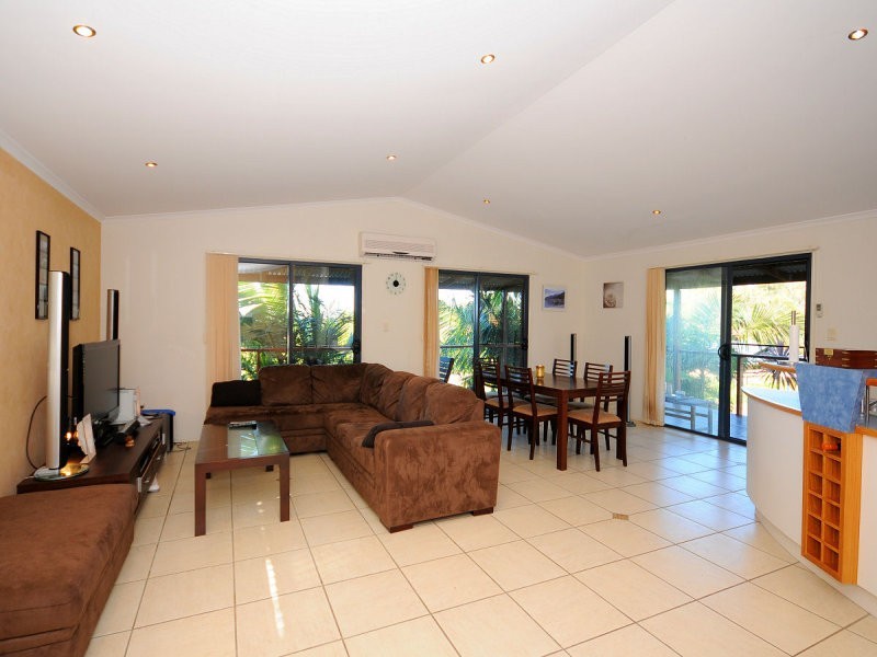 10 Sandpiper Street, River Heads QLD 4655