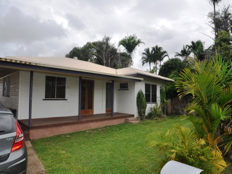 42 Winchelsea Street, Pialba QLD 4655