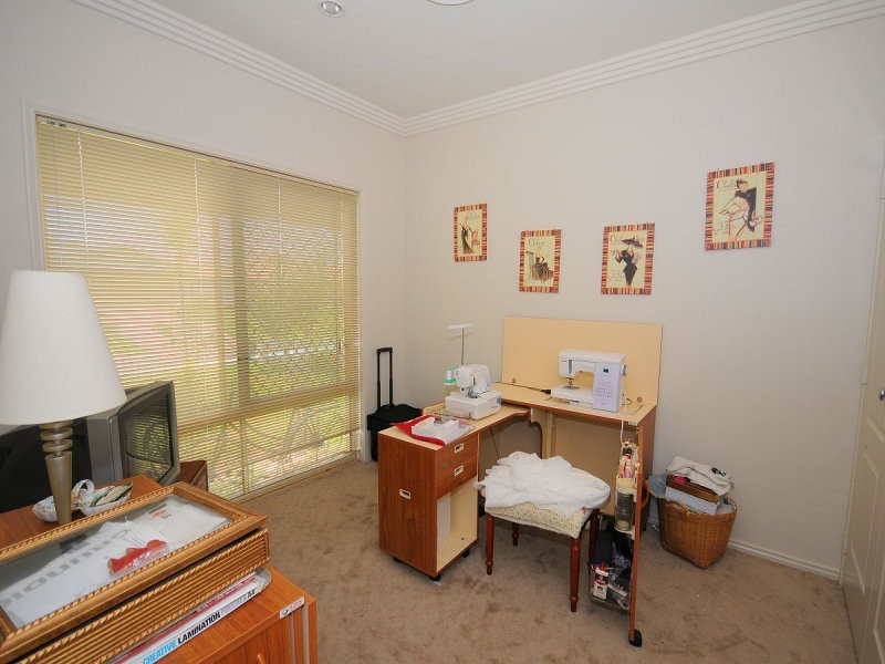15 Rochester Ct, Urraween QLD 4655