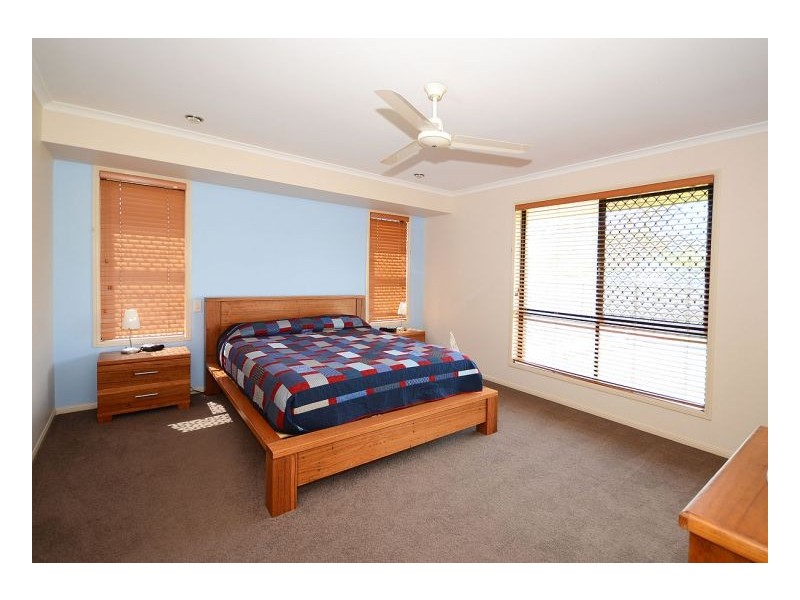 27 Rosedale Drive, Wondunna QLD 4655