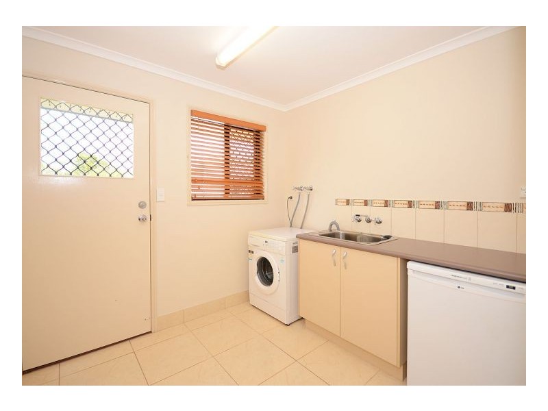 27 Rosedale Drive, Wondunna QLD 4655