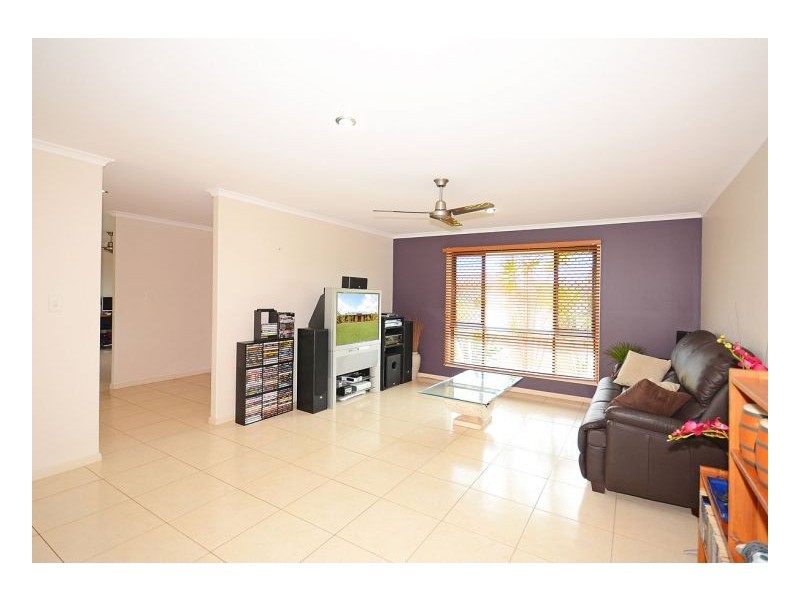 27 Rosedale Drive, Wondunna QLD 4655