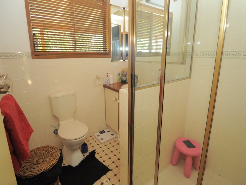76 Boundary Road, Urangan QLD 4655