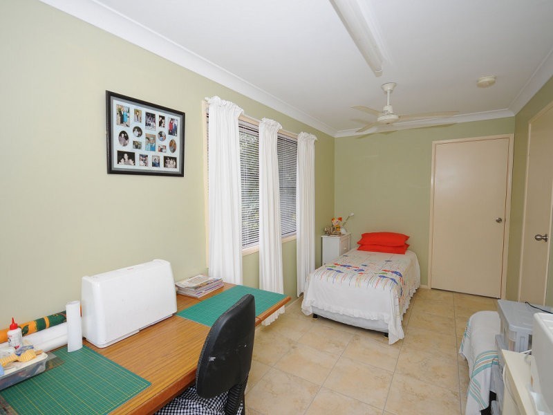 12 Parraweena Court, Point Vernon QLD 4655