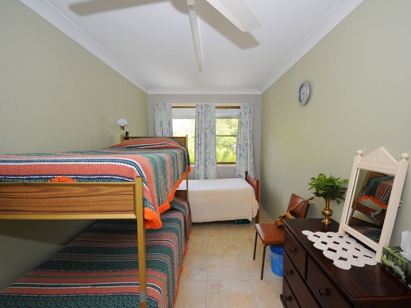 12 Parraweena Court, Point Vernon QLD 4655