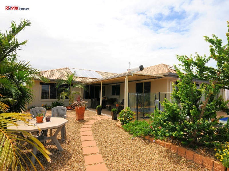 54 Earl St Vincent Circuit, Eli Waters QLD 4655
